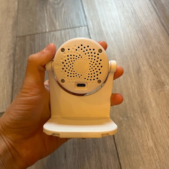Safety 1ˢᵗ WiFi Baby Monitor - Picture 4 of 4